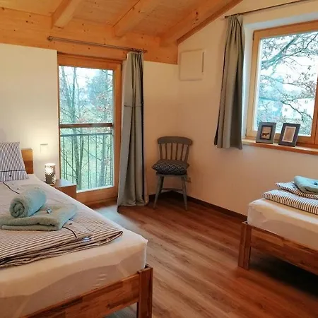 Apartment Wolke 8 *